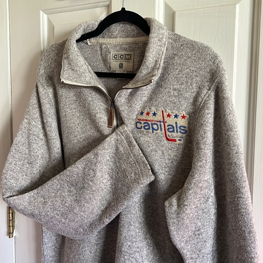 Washington Capitals Official Vintage Apparel- Half Zip Pullover Sweater